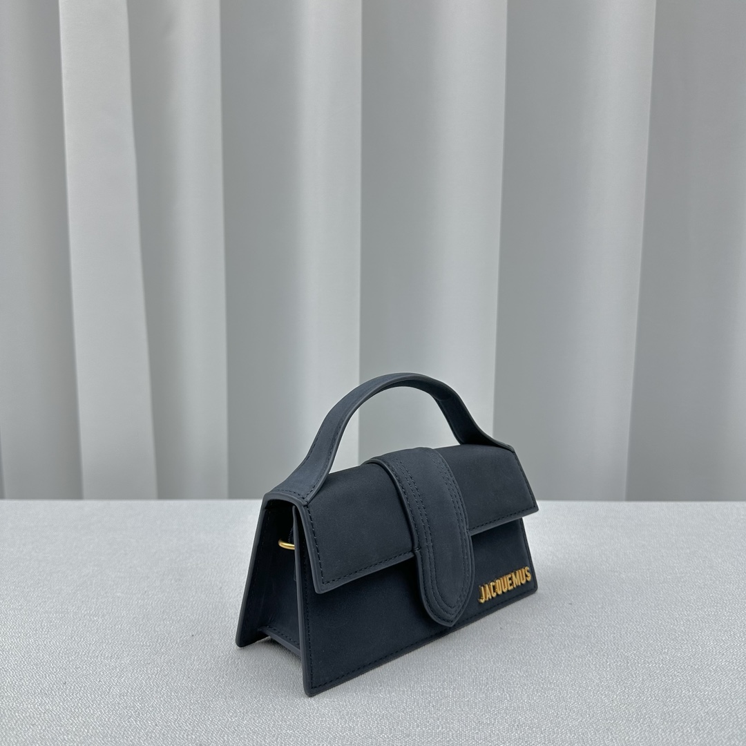 Jacquemus Satchel Bags